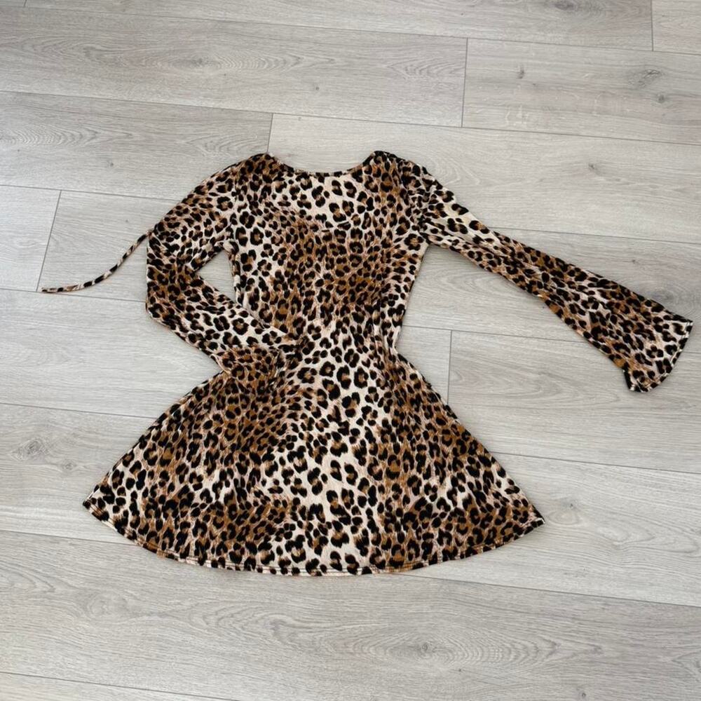 Mini leopard print dress stain